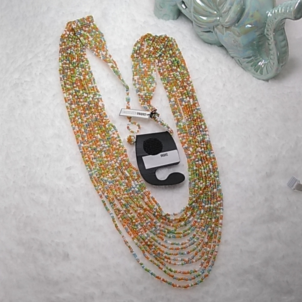Sarina collar